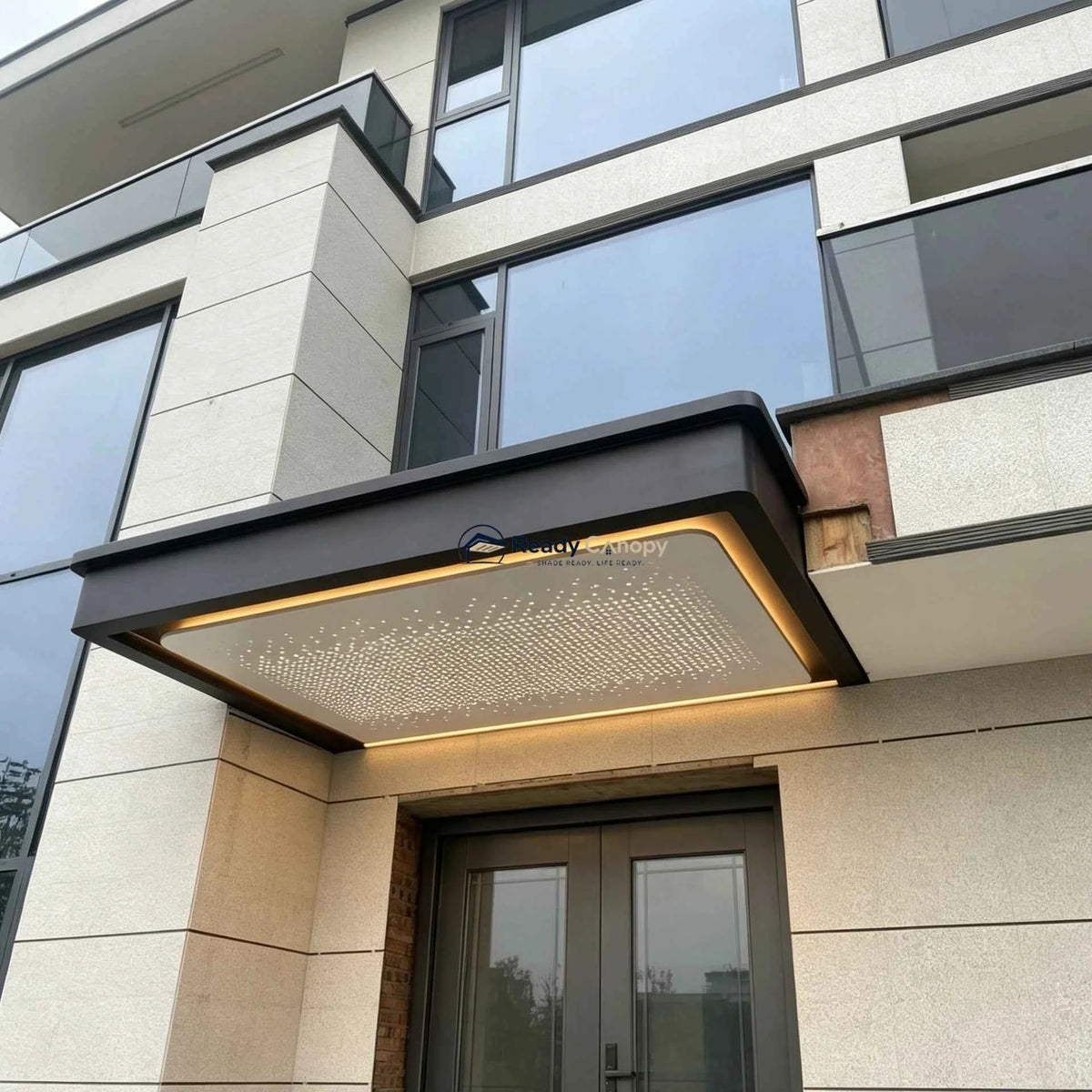 Custom Aluminium Solid Panel Awning with Fibre Optic Starry Sky